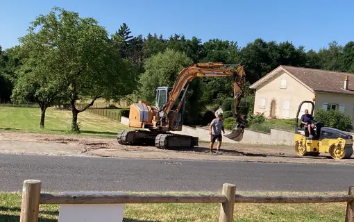 Am&eacute;nagement du nouveau parking en face de la salle des f&ecirc;tes