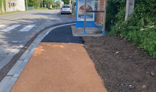 Chabot, mise en s&eacute;curit&eacute; traverse et abribus
